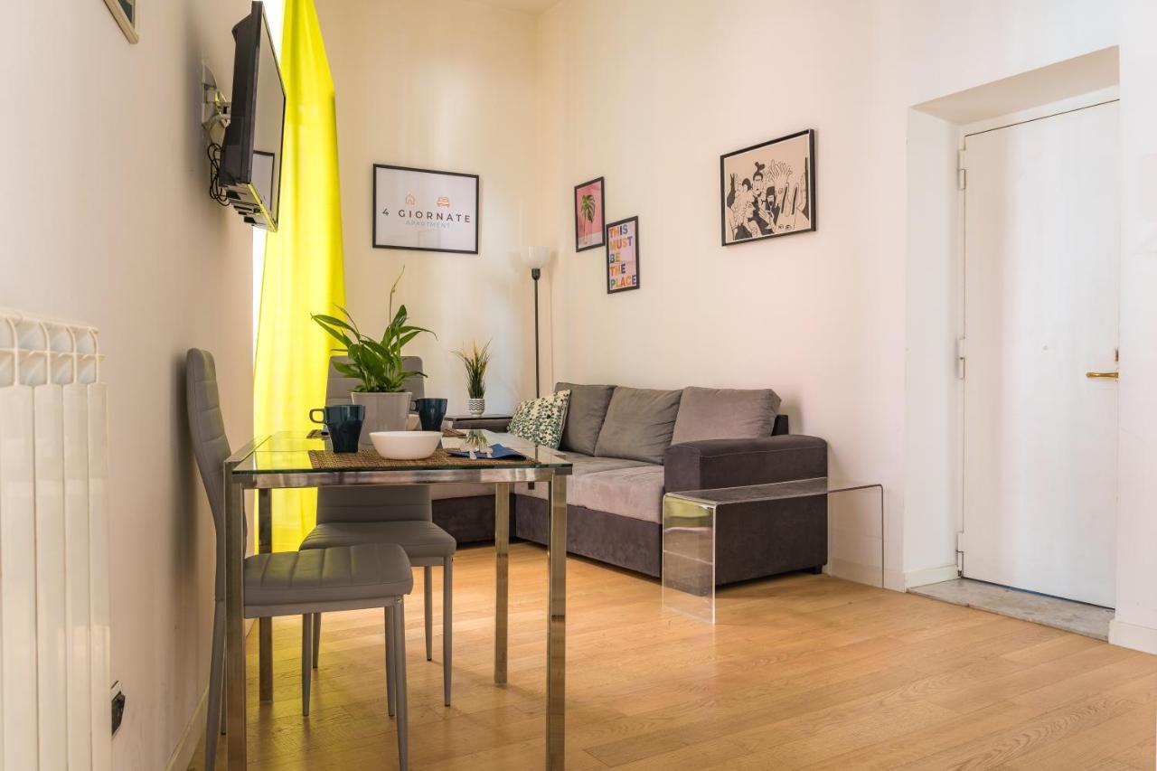 4 Giornate Apartment เนเปิลส์ ภายนอก รูปภาพ