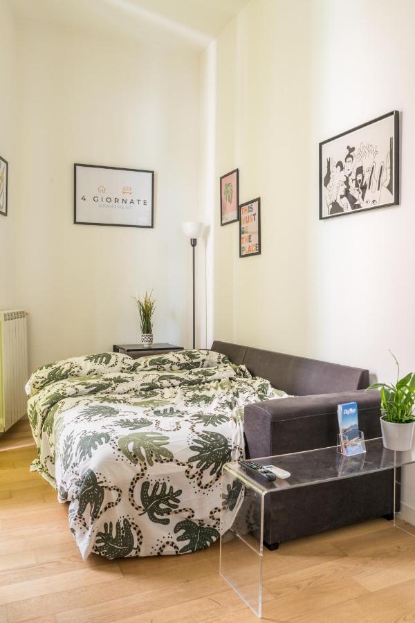 4 Giornate Apartment เนเปิลส์ ภายนอก รูปภาพ